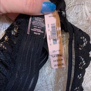 Victoria's Secret Intimates & Sleepwear - Nwt vs cheekini Victoria's Secret Intimates & Sleepwear - Nwt vs cheekini